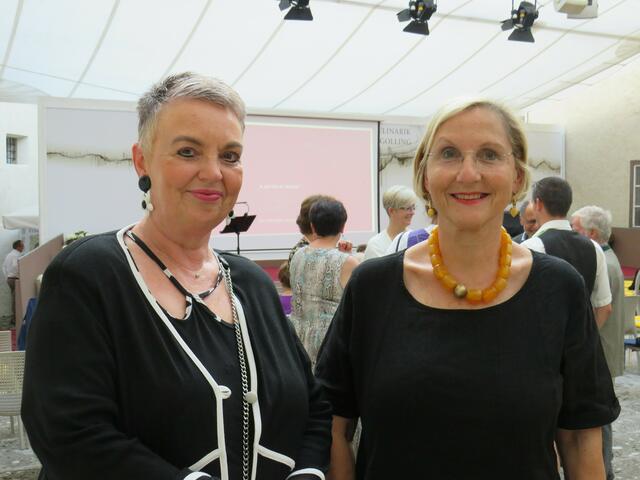 Festspielgäste Beate Bammer und Eva Steinlechner.