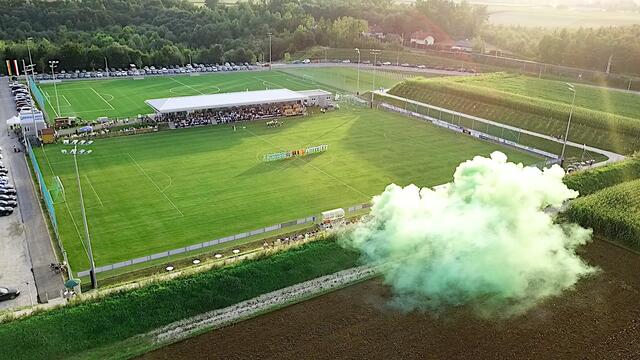 600 Besucher kamen zur Eröffnung der Oberndorfer-Arena in Gunskirchen. | Foto: Union Gunskirchen