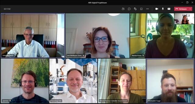 In regelmäßigen Projektteam-Meetings werden die konkreten Umsetzungen evaluiert und an der Entwicklung neuer Tools weitergearbeitet. | Foto: LFI Steiermark