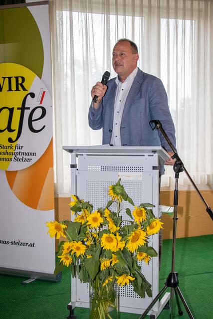 Bürgermeister Josef Rathgeb freute sich ebenfalls über ein Wiedersehen mit den rüstigen Seniorinnen und Senioren und bedankte sich für den guten Zusammenhalt in der Gemeinde.