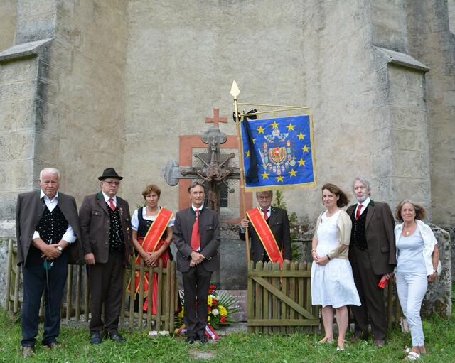 von Re: Dr. Angelika Tunis, Dr. Peter Mussi, Botschafterin Ellison-Kramer,Ewald Klammer, Franz Jordan, Erika Glantschnig, Fritz Wetternig, DI Dieter Trapp | Foto: Ewald Klammer