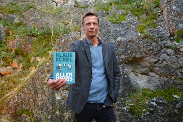 Klaus Eckel präsentiert sein neues Buch