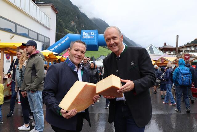 Genussbotschafter: Hermann Huber und Haubenkoch Martin Sieberer. | Foto: Othmar Kolp