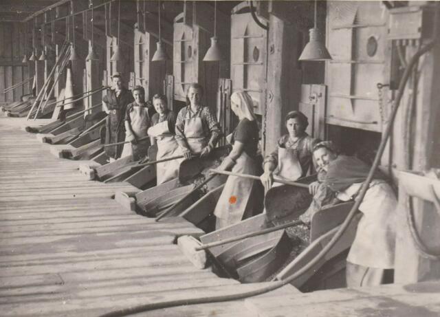 Klauberinnen in der 9er-Klaubanlage am Erzberg in den 1950er-Jahren | Foto: Privatarchiv Emilie Goldgruber