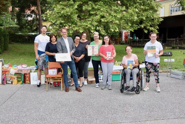 Beste Stimmung herrschte beim ersten BSG-Flohmarkt im August. | Foto: Alfred Mayer
