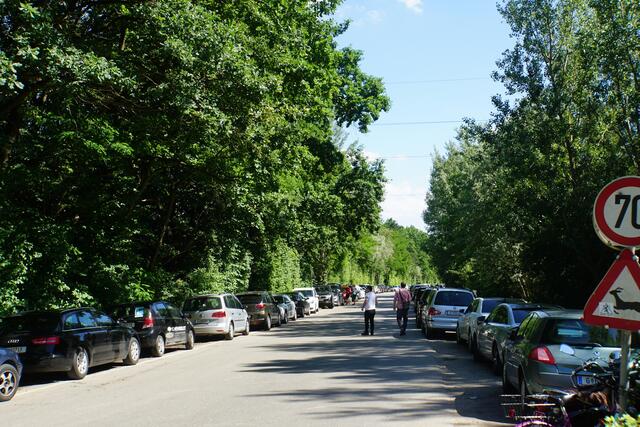 An Sommertagen sind die Autoschlangen schier endlos.  | Foto: KK