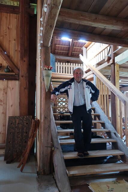 Hans Renner hat in ein Kunstobjekt geschaffen. | Foto: Ingrid Ruf