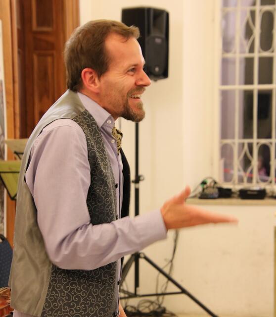 Salzburger Schauspieler-, Sprecher und Sänger Florian Friedrich. | Foto: HKroBild