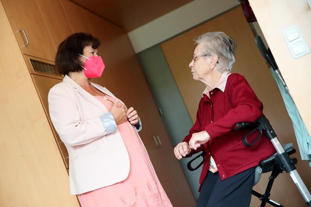 Das Land OÖ hat für die Errichtung der Tagesbetreuungseinrichtung im Bezirksalten- und Pflegeheim Grieskirchen insgesamt 59.600 Euro bewilligt. | Foto: Land OÖ / Denise Stinglmayr