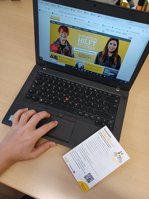 Beim Projekt "amigas@work" des Vereins SOS-Menschenrechte lernen migrantische Frauen Computer-Grundlagen für die ECDL-Prüfung. | Foto: SOS-Menschenrechte