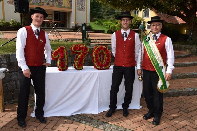170 Jahre Marktmusikkapelle Wettmannstätten: Kapellmeister Wolfgang Angerer, Obmann Thomas Florian und Stabführer Johann Pall freuen sich über das gelungenen Platzkonzert zum runden Jubiläum, | Foto: Johann Jos