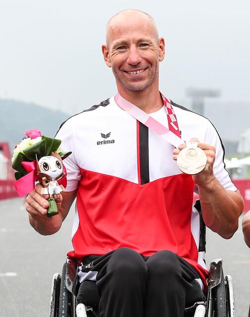 Alex Gritsch mit seiner ersten Olympiamedaille - eine Zweite sollte noch dazu kommen. | Foto: Gepa