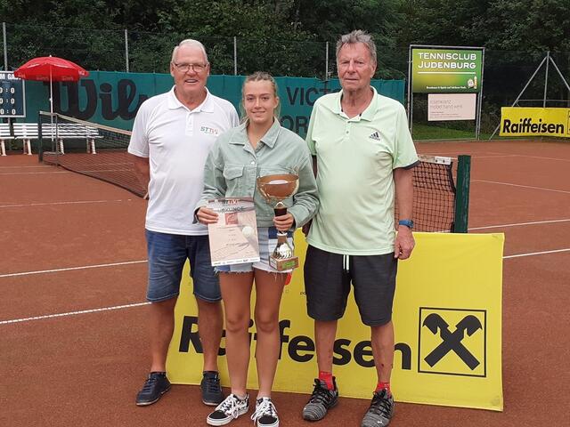 Leni Bischof gewann bei den Landesmeisterschaften in Judenburg den U16-Titel. | Foto: KK