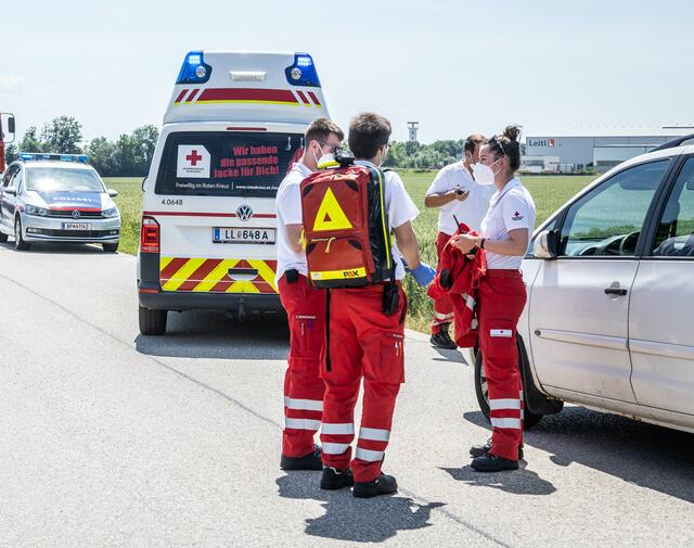 Der 25-Jährige durch den Notarzt in das Krankenhaus Schärding eingeliefert. | Foto: Fotokerschi (Symbolfoto)