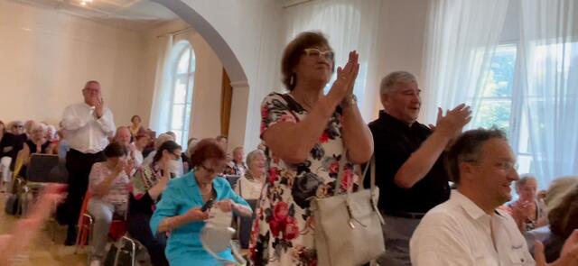 Standing Ovations und Tränen der Rührung im Haus der Kunst