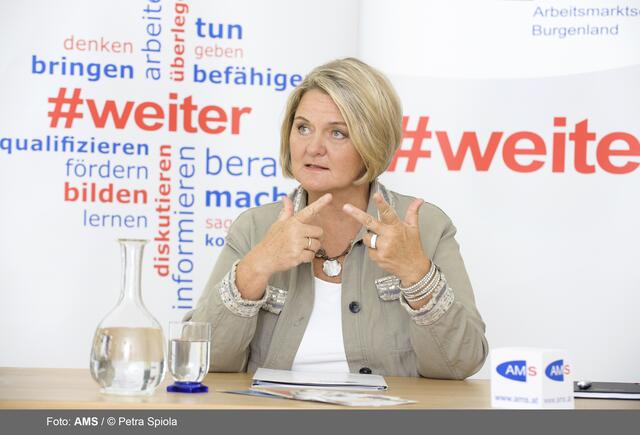AMS-Chefin Helene Sengstbratl erhofft sich durch die Fachkräfte-Offensive mehr Interessenten für Tourismusberufe.
