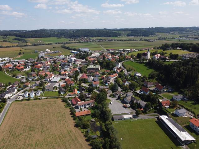 Ein Blick auf St. Margarethen an der Raab: Die Gemeinde mit 4.300 Bewohnern wurde in unserem Ortsreportagen-Video genauer beleuchtet. | Foto: Markus Weiss