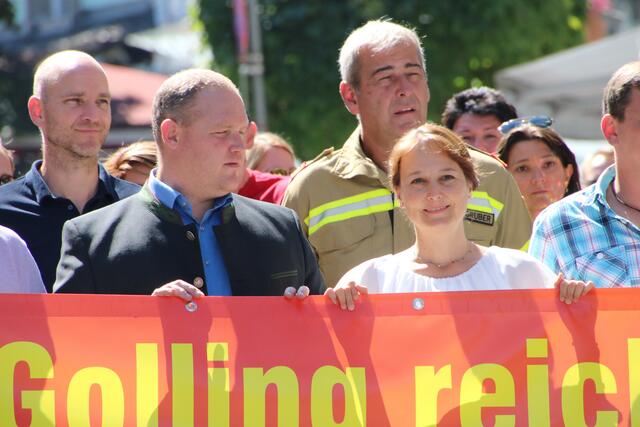 „Wir sind an der Schmerzgrenze angelangt“, so Bürgermeister Peter Harlander und Vizebürgermeistern Franziska Wagner. | Foto: HKroBild/Mundus24