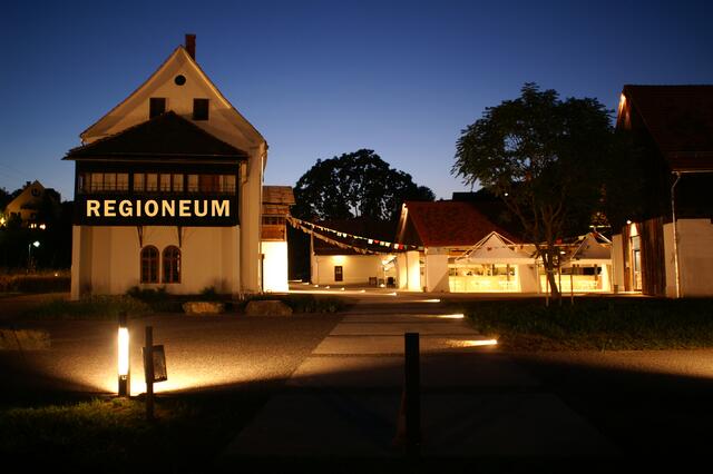 Das Besucherzentrum Grottenhof lädt zur "Langen Nacht der Museen" ein. | Foto: Geovision