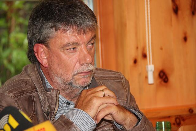 Fritz Gurgiser redet im Hinblick auf das Dieselprivileg Klartext. Die Politik schweigt weiterhin.  | Foto: Haun