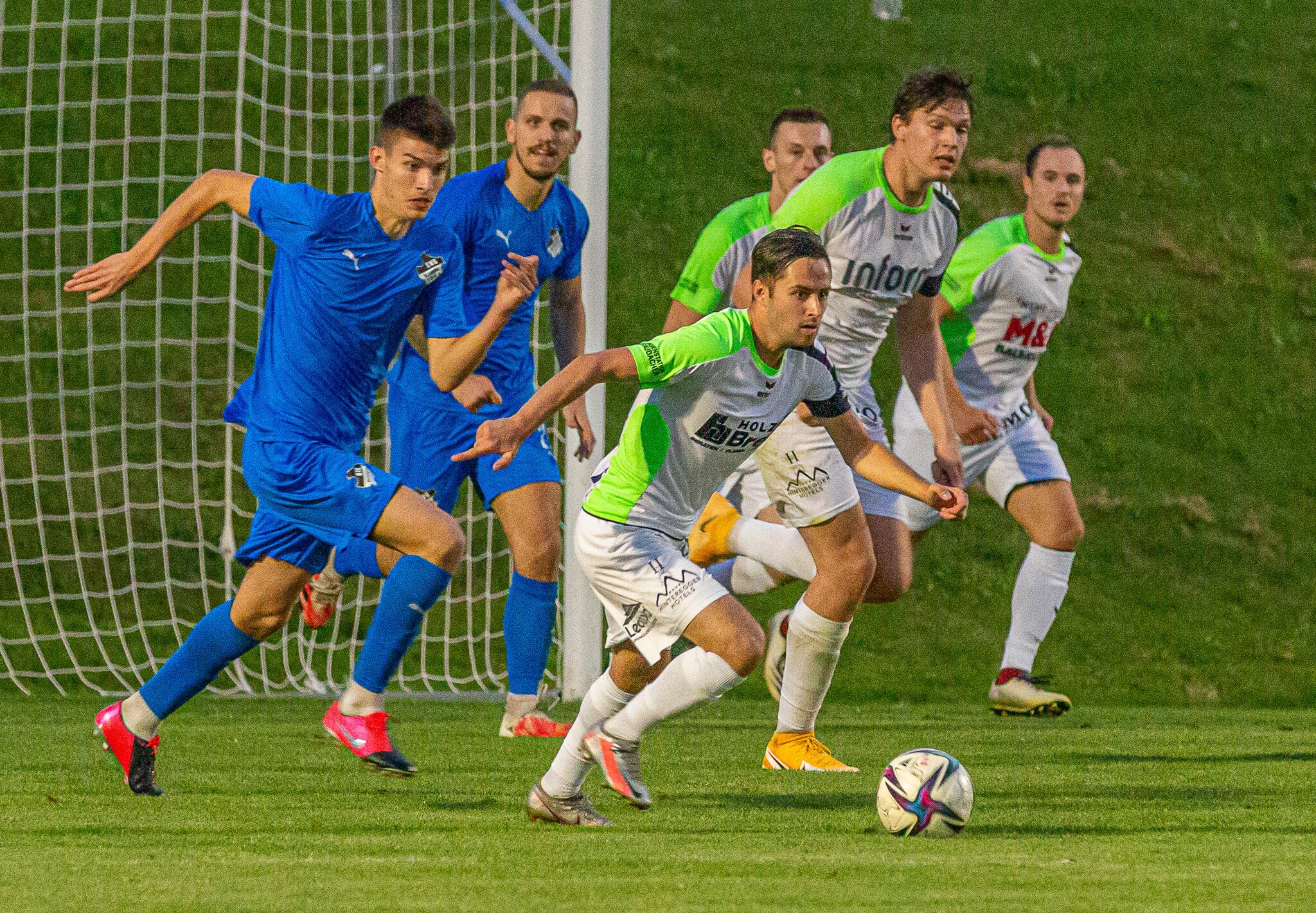 Fußball SV Feldkirchen setzt zum Höhenflug an Feldkirchen