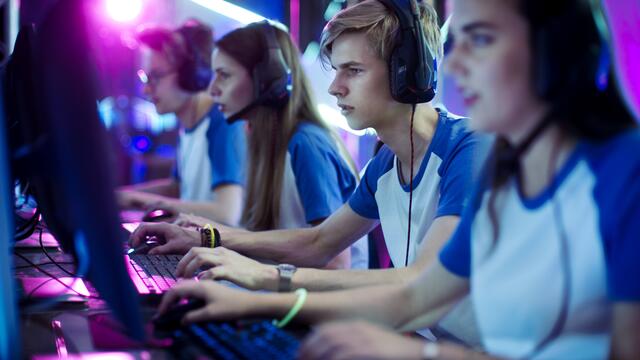 Schnelligkeit, Geschick und auch Routine sind bei den E-Games gefragt. Für Langeweile bleibt jedenfalls sicher keine Zeit. | Foto: Panthermedia