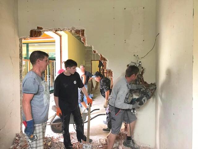 Die Mitglieder des Musikvereins haben den Sommer damit verbracht, in Eigenregie ihren neuen Proberaum in der Mittelschule herzurichten.