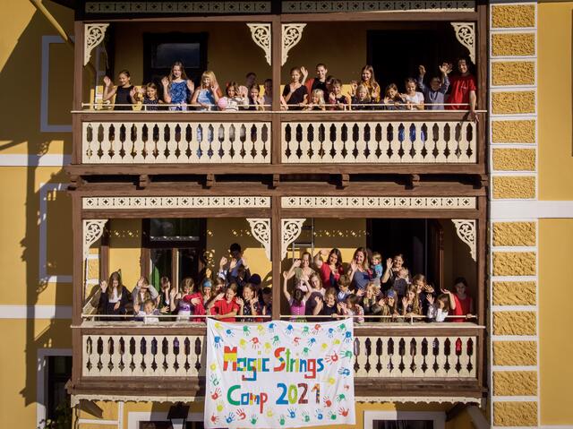 40 Kinder nahmen heuer am Orchestercamp "MagicStrings" in Aigen im Ennstal teil. | Foto: KK