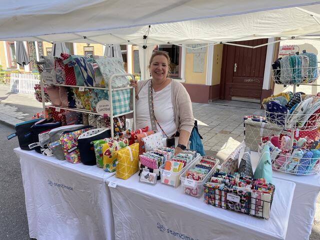 Konstanze Borovansky präsentierte ihre entzückenden hangefertigen "Stanzimade" Unikate | Foto: Berger