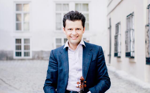 Der Künstlerische Leiter, Stargeiger, Bratschist und Dirigent Julian Rachlin | Foto: Julia Wesely