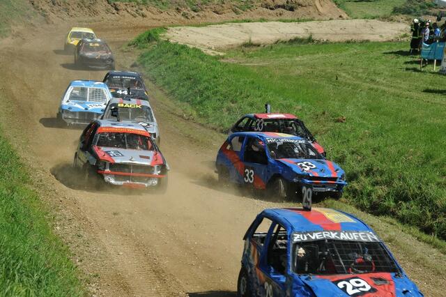 Der Start in die Stockcarsaison gelang dem CDG Schwand mit Bravour.  | Foto: CDG Schwand