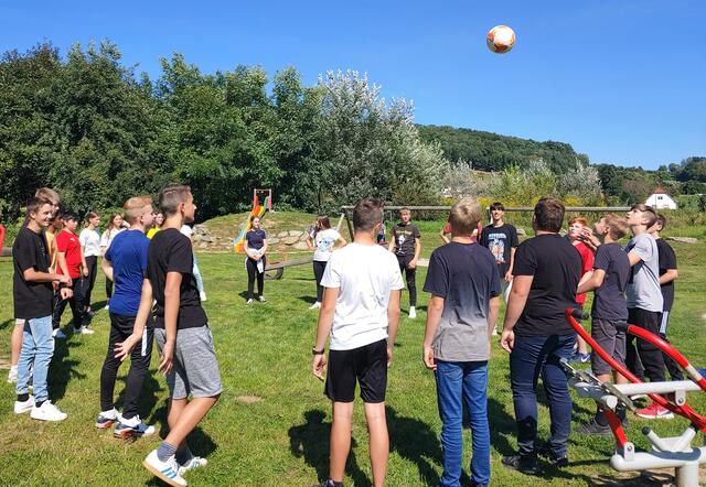 HTL-Klassen nutzen das schöne Wetter für Outdoor-Aktivitäten | Foto: HTL Pinkafeld
