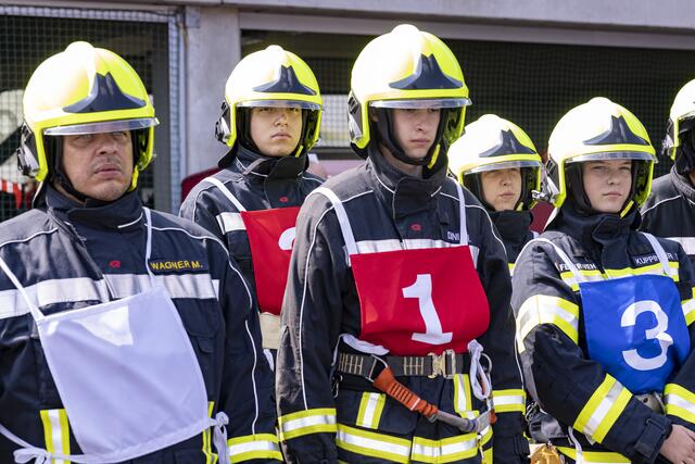 Die Absolventen der Grundausbildung der Feuerwehren: Ansfelden, Nettingsdorf und Freindorf | Foto: Erwin Leimlehner