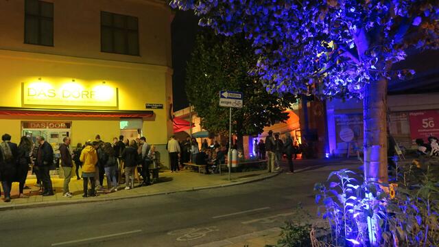 Beim jährliche Sommerfest wird der Platz für mehrere Tage bespielt.