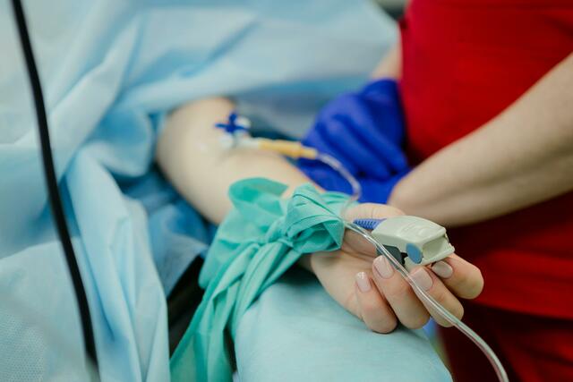 Auch in der Intensivpflege gibt es verschiedene Abstufungen. | Foto: Foto: Olga Kononenko / unsplash.com