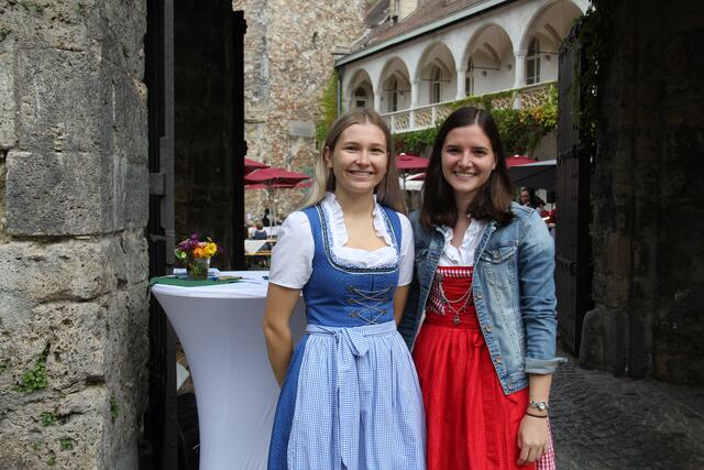 Anna Schönegger und Simone Prager in Waidhofen