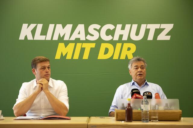 Klimalandesrat Stefan Kaineder und Vizekanzler Werner Kogler (beide GRÜNE) hoffen auf einen klaren Auftrag für eine Zukunftsregierung in Oberösterreich, statt der Fortsetzung von ÖVP und FPÖ.