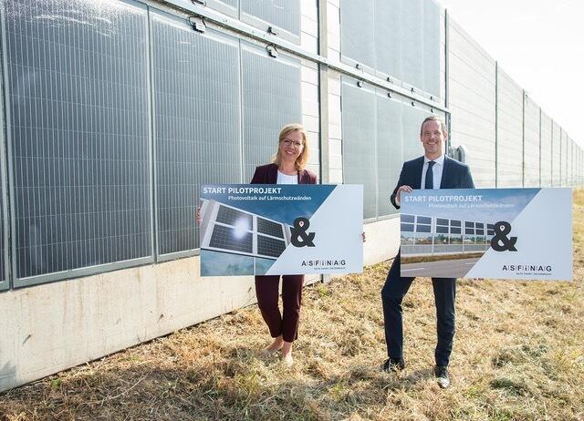 Klimaschutzministerin Leonore Gewessler und ASFINAG Vorstand Hartwig Hufnagl bei der Vorstellung des neuen Lärmschutzprojekts.