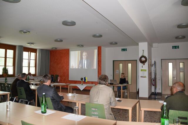Bundespräsident Alexander Van der Bellen übermittelte mittels Video seine Grußworte. | Foto: Franziska Pfeiffer