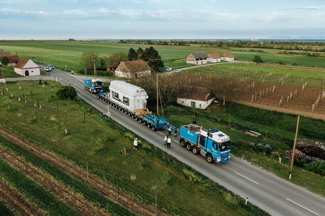 Trafo für das Umspannwerk Neusiedl an der Zaya | Foto: Maximilian Lang