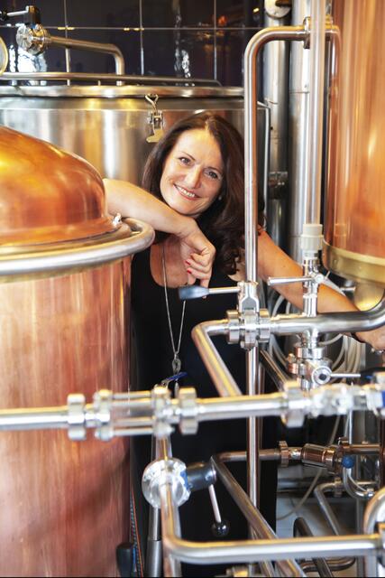 In der Brauerei „Garäge“ zaubert Lily. | Foto: Sabine Neuhold 