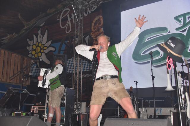 "Fast-Dancing Star" Fritz gab auf der Bühne Gas. | Foto: Michael Strini