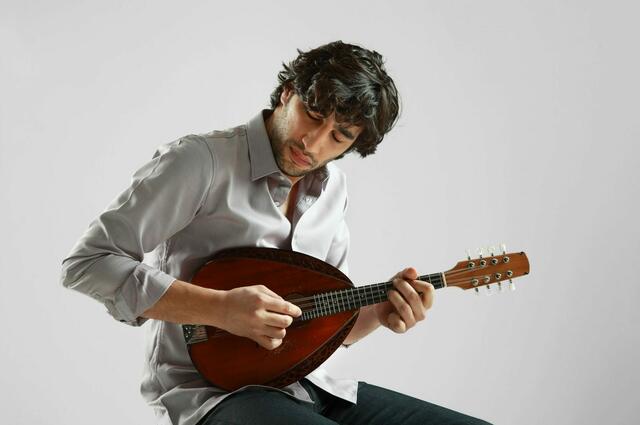 Avi Avital (Mandoline) setzt gemeinsam mit Omer Klein am Piano ebenso israelische Akzente beim Jazz-Festival. | Foto: Uwe Ahrens