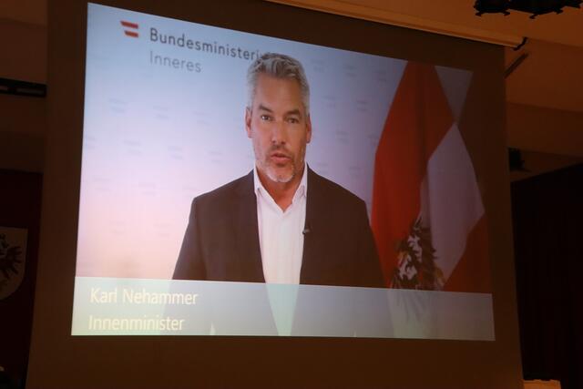 Videobotschaft von Innenminister Karl Nehammer.