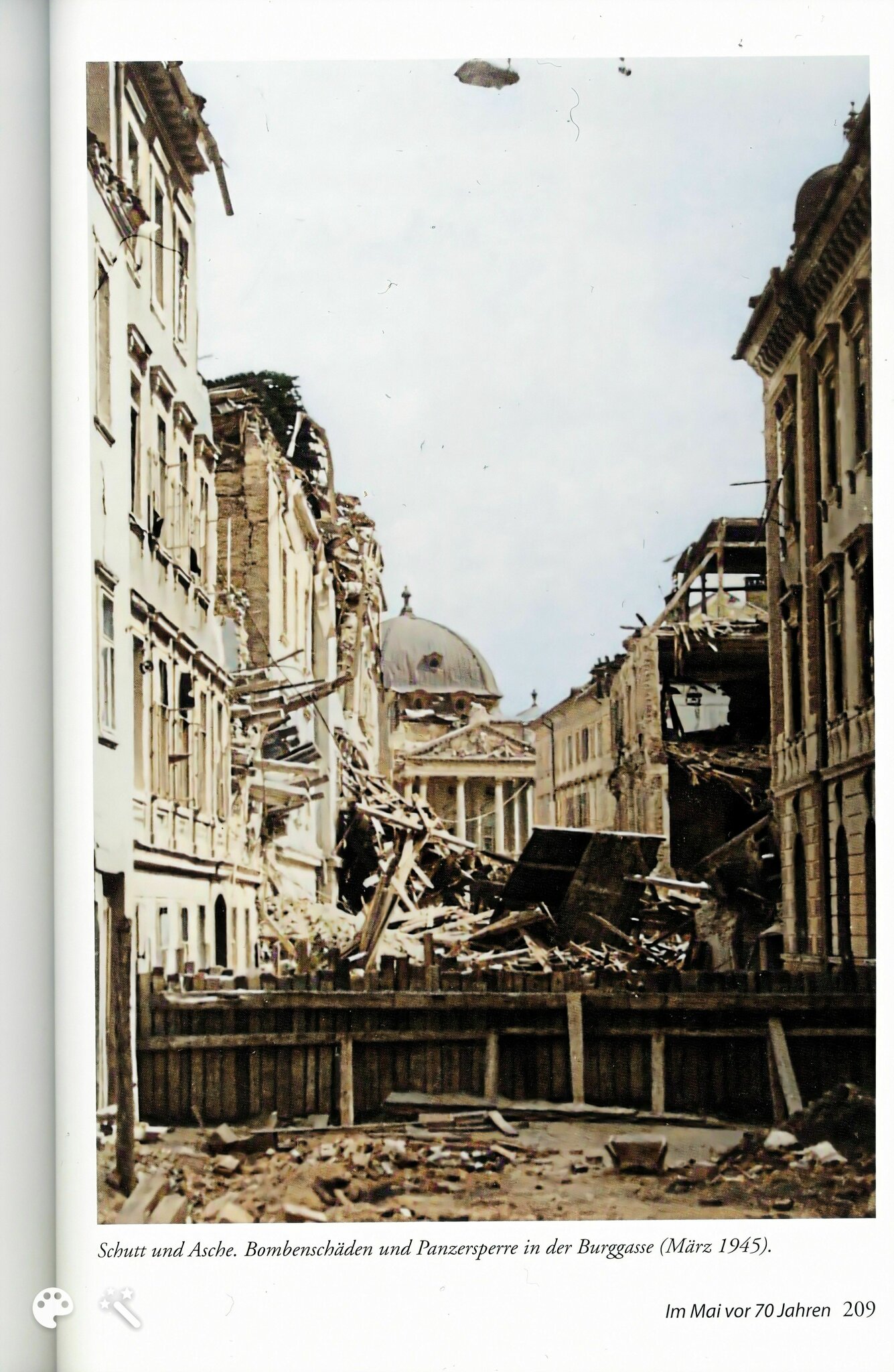 Einst & Jetzt Teil 73: Vom Bombenhagel und Panzersperren - Graz