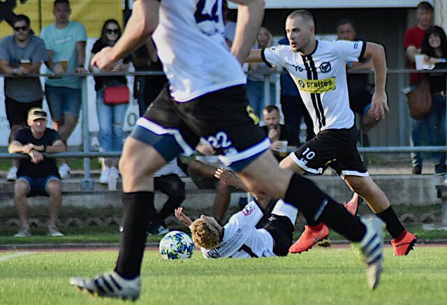 Bad Schwanbergs Jan Elsnik erzielte gegen Pölfing-Brunn bereits sein achtes Saisontor. | Foto: Michl