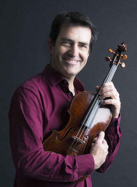 Amarilio Ramalho wird auf seiner Violine mit dabei sein. | Foto: Konzerte im Achten