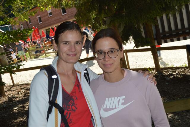 Maja Lipovic und Spela Gradisnik | Foto: Christopher Polesnig 