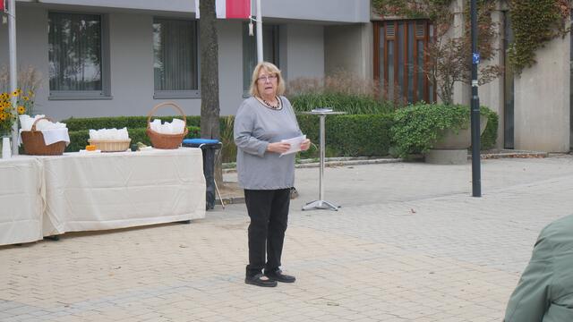 Die Obfrau des Fotoclubs Hannelore Blazic begrüßte die Gäste. | Foto: Carina Fröhlich