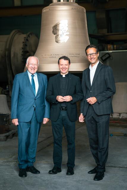 Herwig van Staa (Landesgedächtnisstiftung), P. Christian Marte SJ (Rektor Jesuitenkolleg), Marius Wolf (CV.tirol) | Foto: Ruech